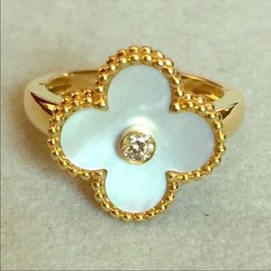 Van Cleef and Arpels Alhambra Pearl Diamond Ring